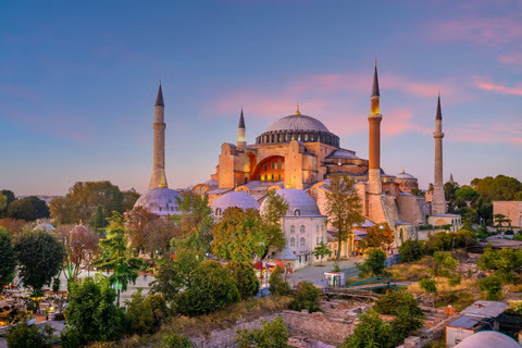 Escape To Turkey | Free Bosphorus Cruise Tour
