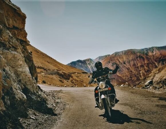 Manali To Spiti Bike Expedition | FREE Kaza Excursion